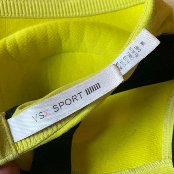 Victoria’s Secret Black and Neon Yellow/Green Padded Sports Bra - Picture 3 of 3